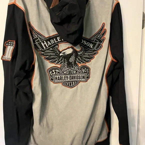 Harley-Davidson Gray and Black Long Sleeve hooded Shirt . Size XL - Picture 5 of 5